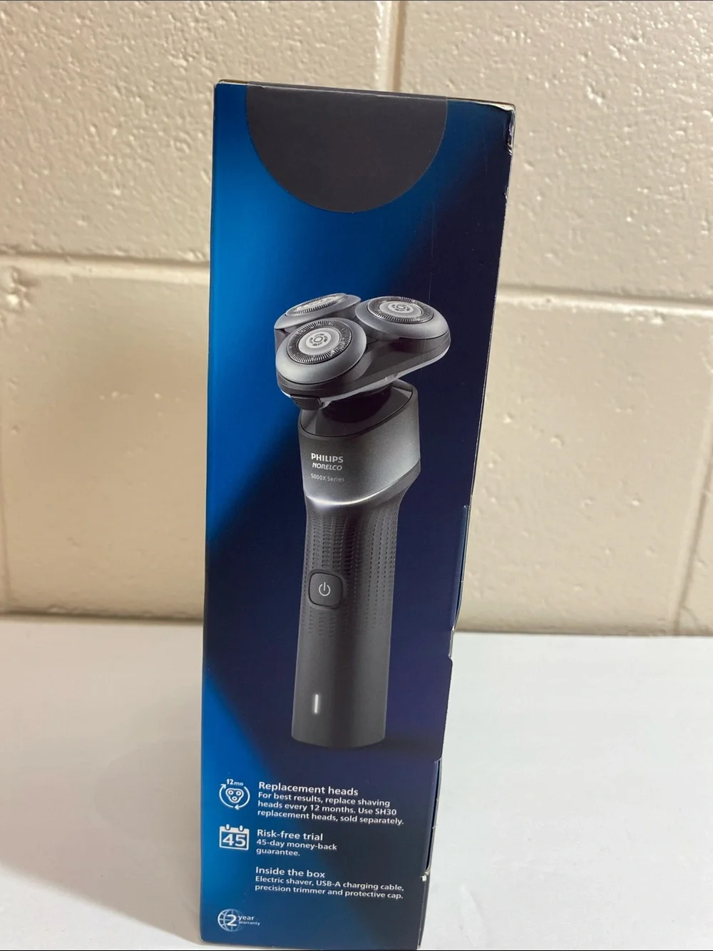 Philips Norelco Shaver 5000X - Navy Blue. NIB